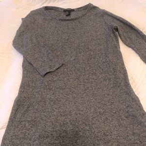 Pre owned light weight grey tunic sweater